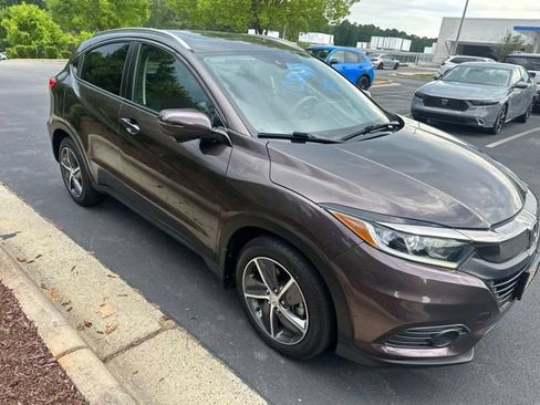 Used 2022 Honda HR-V EX image 4