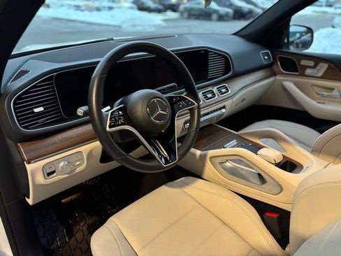 Used 2025 Mercedes-Benz GLE 450 4MATIC image 16
