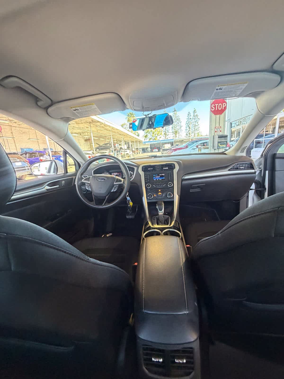 Used 2013 Ford Fusion SE FWD image 17