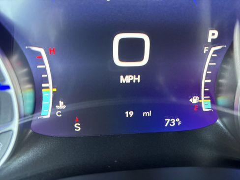 New 2026 Chrysler Pacifica Select w/ S Appearance Package image 32