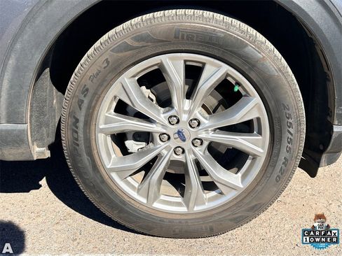 Used 2021 Ford Explorer Limited w/ Equipment Group 301A image 6