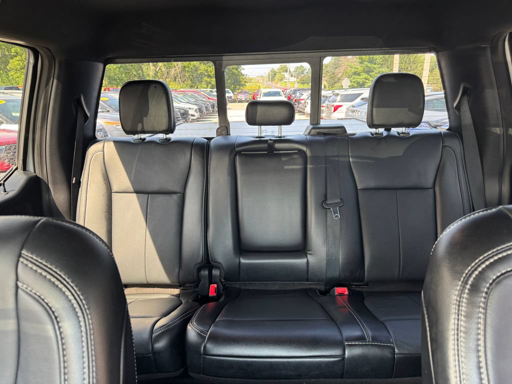 Used 2019 Ford F150 Lariat w/ Equipment Group 502A Luxury AWD/4WD image 27