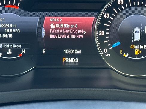 Used 2016 Ford Explorer Platinum image 26