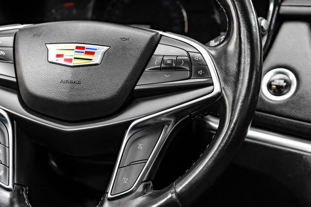 Used 2019 Cadillac XT5 Premium Luxury w/ Advanced Security Package FWD image 17