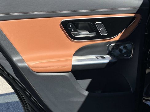 Certified 2024 Mercedes-Benz GLC 300 image 13