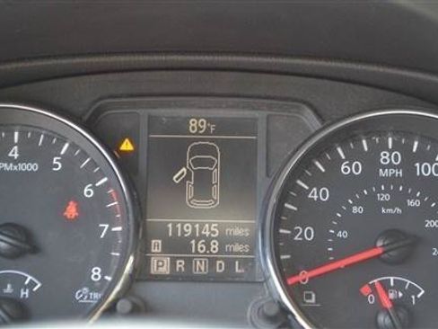 Used 2013 Nissan Rogue SV AWD/4WD image 12