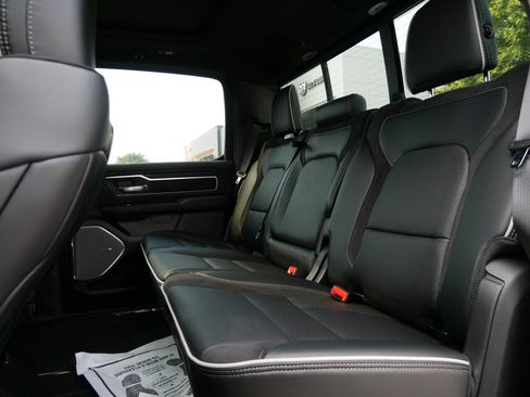 New 2026 RAM 1500 Laramie AWD/4WD image 10