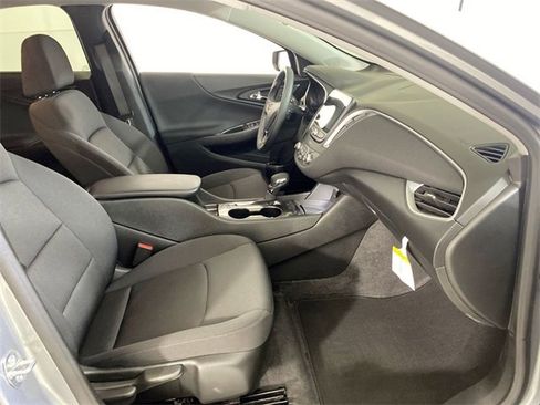 Used 2024 Chevrolet Malibu RS image 35