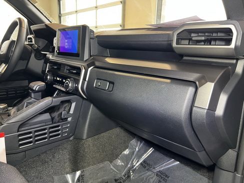 Used 2025 Toyota 4Runner SR5 image 50