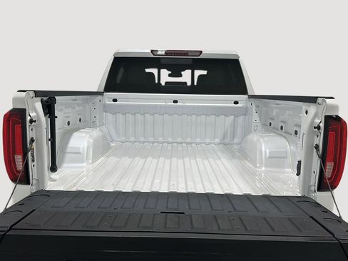 Used 2024 GMC Sierra 1500 SLT w/ SLT Premium Package image 26