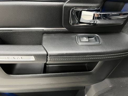 Used 2018 RAM 2500 Laramie w/ Sport Appearance Group AWD/4WD image 44