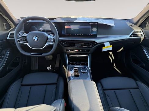 New 2026 BMW 330i xDrive Sedan w/ Premium Package image 10