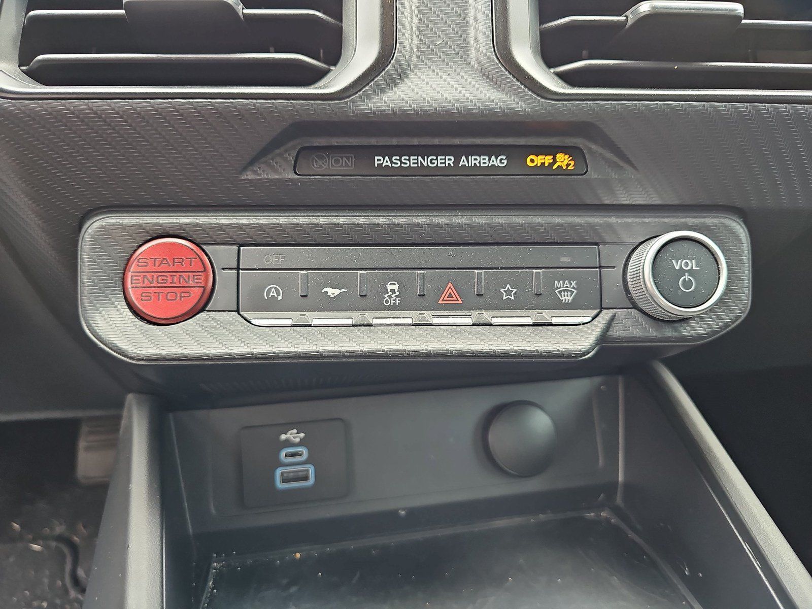 Used 2025 Ford Mustang GT RWD image 25