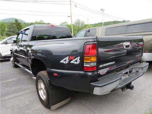 Used 2005 Chevrolet Silverado 3500 LT w/ Heavy-Duty Power Package image 15