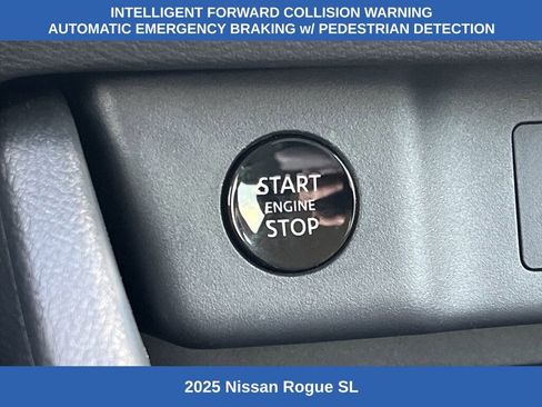 Used 2025 Nissan Rogue SL image 9