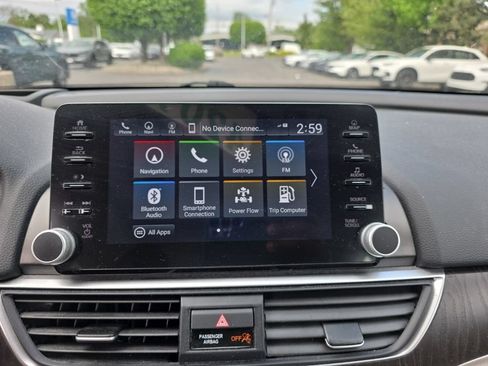 Used 2021 Honda Accord Touring image 15