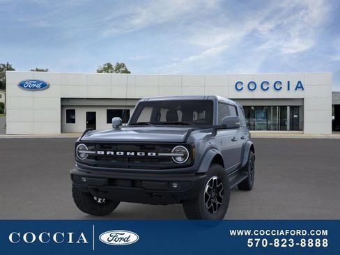 New 2025 Ford Bronco Outer Banks AWD/4WD image 2