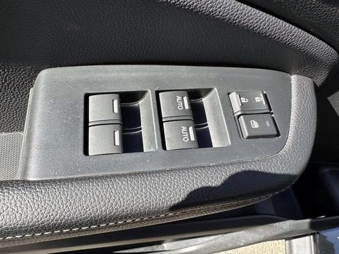 Used 2023 Honda Passport Elite image 17