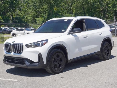 Used 2023 BMW X1 xDrive28i w/ Convenience Package AWD/4WD image 6