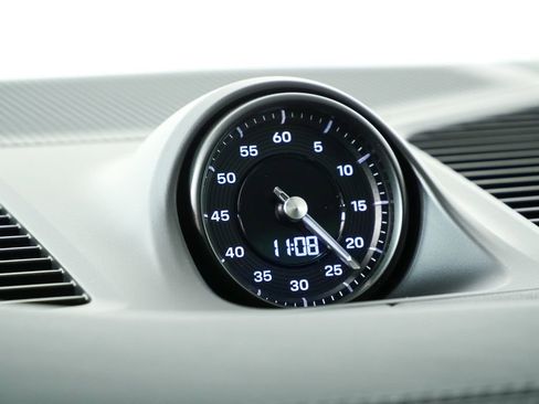 New 2026 Porsche Cayenne Coupe image 18