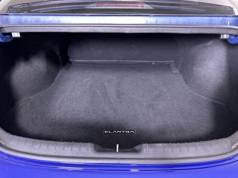 Used 2022 Hyundai Elantra SEL w/ Convenience Package image 64