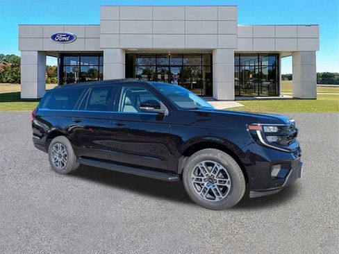 New 2025 Ford Expedition Max Active image 2