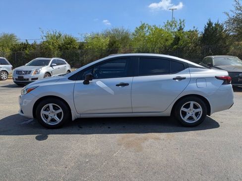 Used 2021 Nissan Versa S image 8