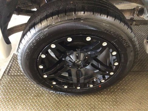 Used 2012 Toyota Tundra 2WD CrewMax w/ Tow Pkg image 29