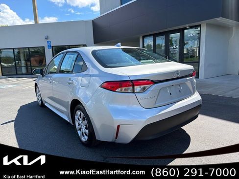 Used 2025 Toyota Corolla LE FWD image 10