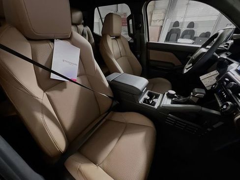 New 2026 Toyota 4Runner Limited image 28