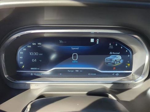 Used 2022 Chevrolet Suburban RST w/ Luxury Package image 19