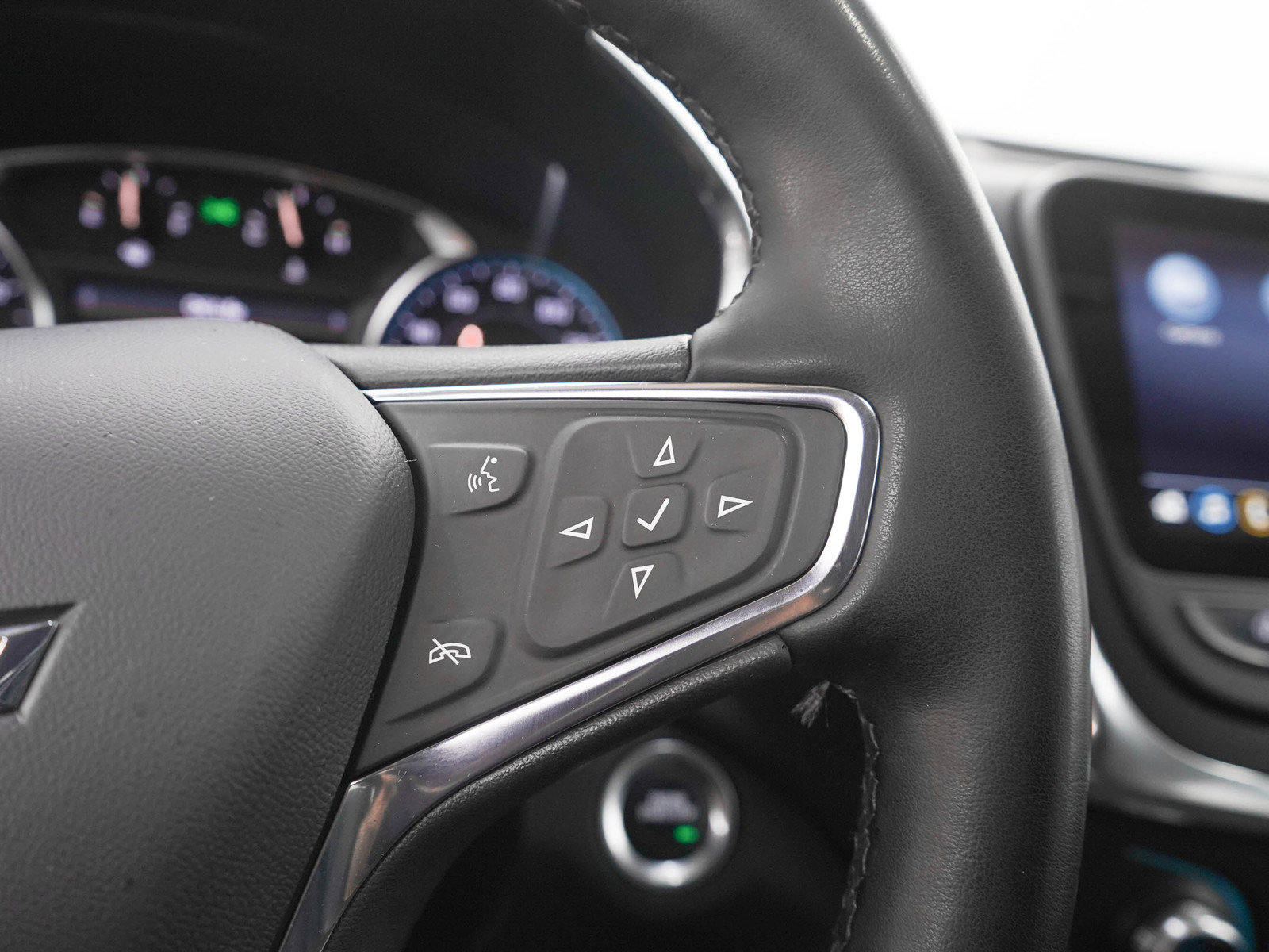 Used 2024 Chevrolet Equinox LT AWD/4WD image 26
