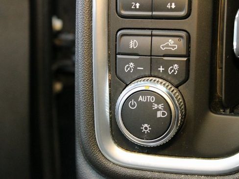 Used 2021 GMC Sierra 1500 Elevation image 21