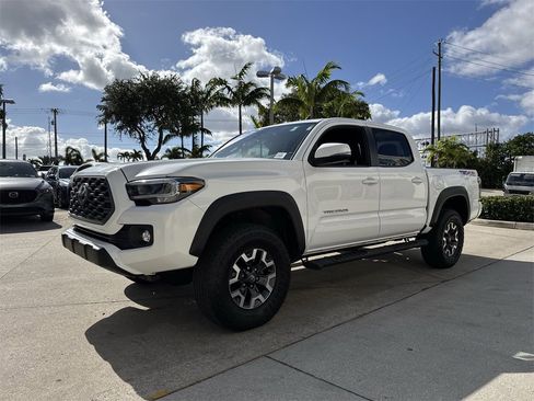 Used 2023 Toyota Tacoma TRD Off-Road image 29