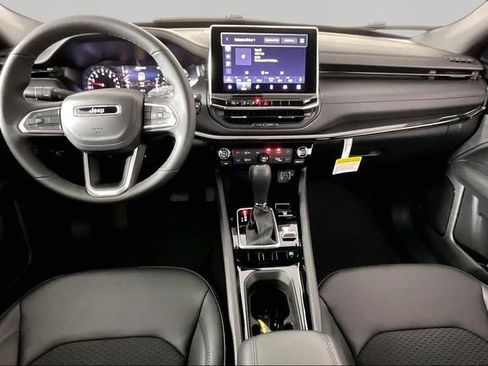 New 2026 Jeep Compass Latitude AWD/4WD image 6