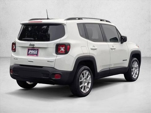 Used 2022 Jeep Renegade Latitude w/ Convenience Group AWD/4WD image 5