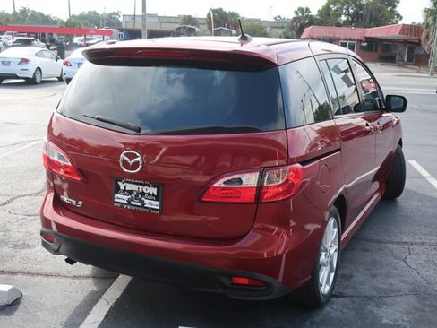 Used 2012 MAZDA MAZDA5 Touring w/ Moonroof & Audio Pkg image 6