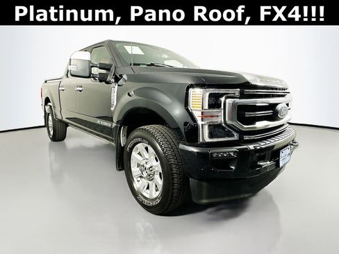 Used 2022 Ford F250 Platinum w/ FX4 Off-Road Package image 2