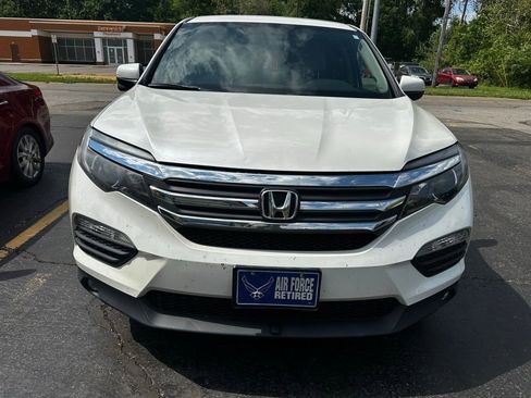 Used 2016 Honda Pilot EX image 2
