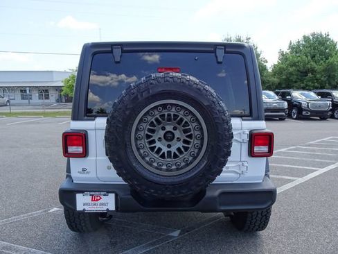 Used 2018 Jeep Wrangler Unlimited Sport S AWD/4WD image 5
