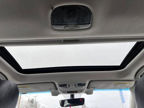 Used 2017 Subaru Outback 2.5i Limited image 19