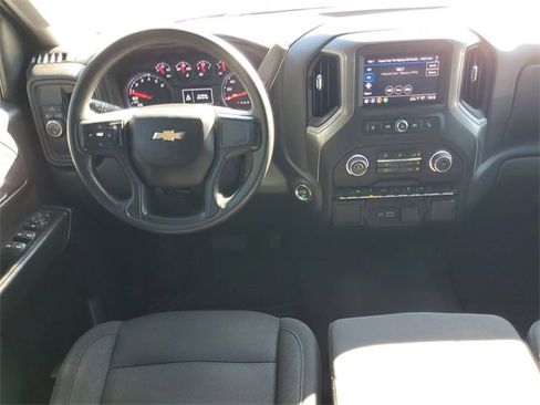 Certified 2023 Chevrolet Silverado 1500 Custom image 15