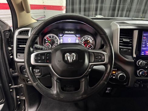 Used 2019 RAM 1500 Big Horn AWD/4WD image 19