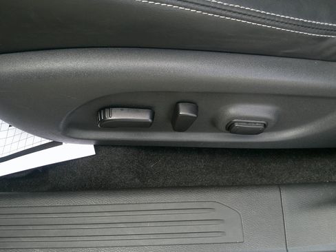 Used 2023 Nissan Murano SV image 10