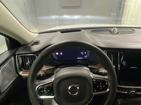 Used 2024 Volvo S60 B5 Ultimate AWD/4WD image 15