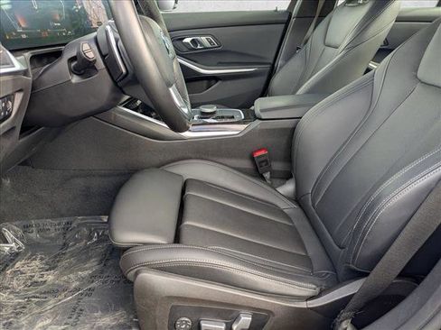 Used 2023 BMW 330i Sedan w/ Convenience Package image 19