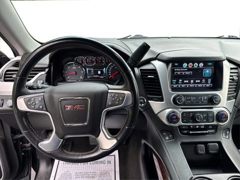 Used 2018 GMC Yukon XL SLT AWD/4WD image 26