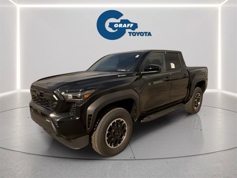 New 2025 Toyota Tacoma TRD Off-Road image 9