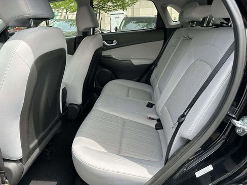 Certified 2023 Hyundai Kona SEL w/ Convenience Package AWD/4WD image 14