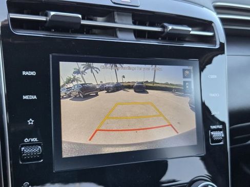 Certified 2024 Hyundai Santa Cruz SE image 20